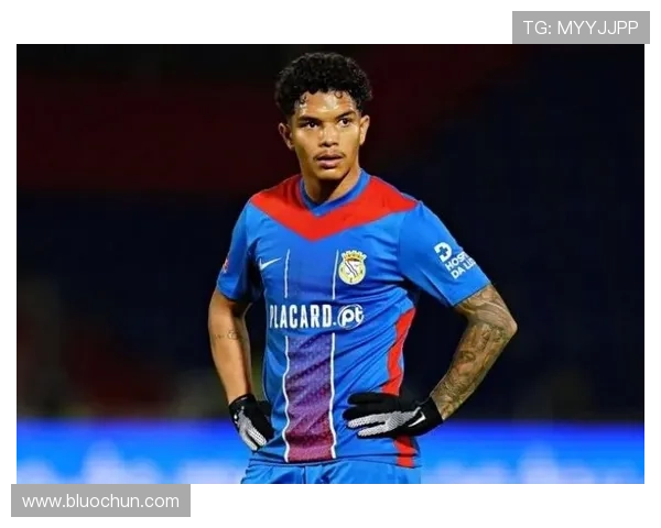 热那亚新援阿莫林遭认错成前帅