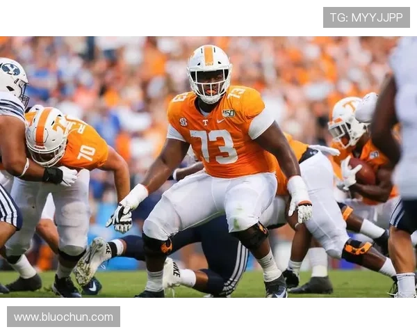 史密斯称王助深圳进攻全面提升